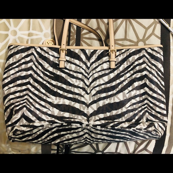 SOLD - Picture 4 of 13